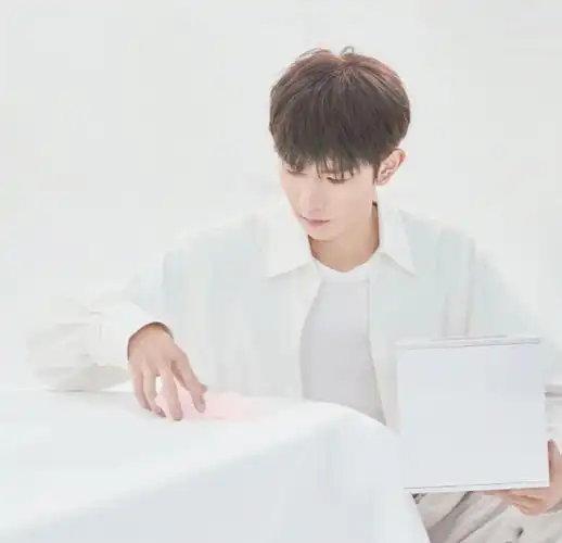 王源看我们如何相遇vlog