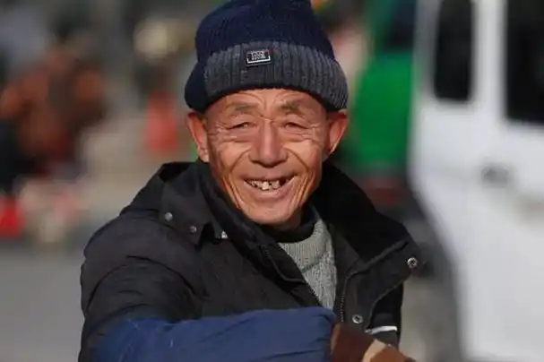 90岁大爷分享祖上传下的年轻心法,饱含生命纯真哲学