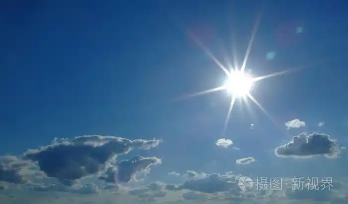 天空的太阳和云彩回来照片-正版商用图片0015um-摄图新视界