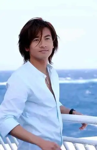 "乖乖虎"苏有朋突变网红脸,他到底有没有整容呢?