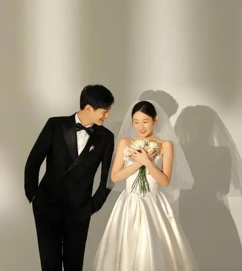 室内光影婚纱照