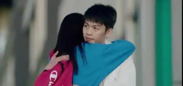 热爱的》大结局,佟年韩商言举办婚礼,小米向亚亚求婚_李现_真香_杨紫