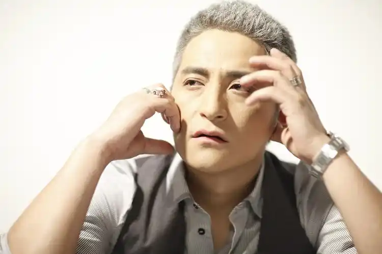 p>吉杰,1977年12月22日出生于四川省凉山彝族自治州,毕业于中央民族