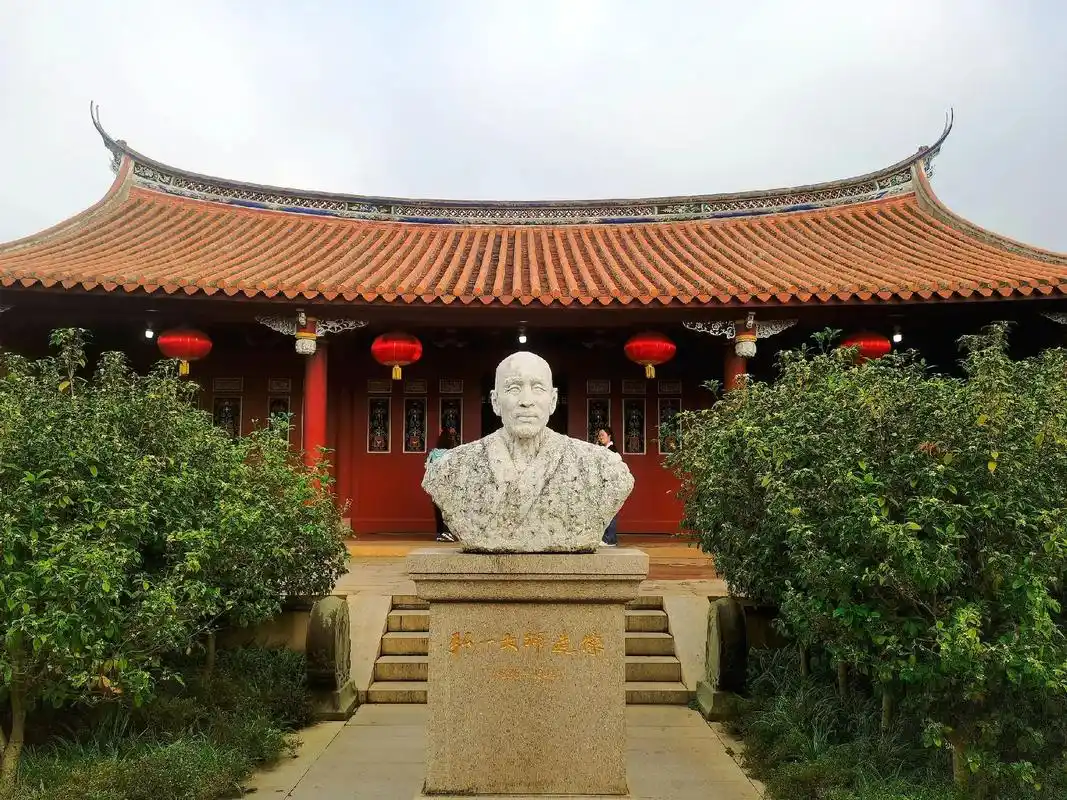 弘一法师纪念馆  弘一法师纪念馆位于福建省泉州市鲤城区开元 - 兑趑