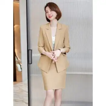 职业套装女春季时尚气质套裙年会正装胖m女士西装卡其色外套半身裙4xl
