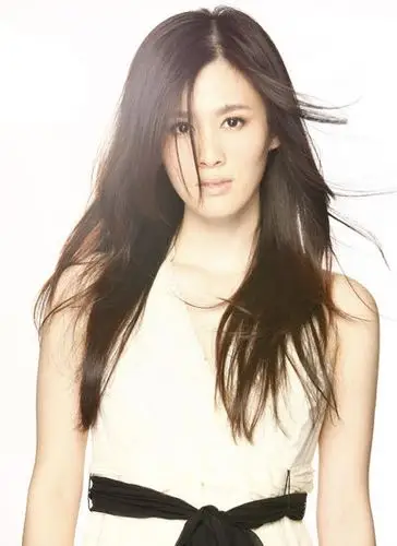 新闻台 新闻中心    网易娱乐1月19日报道 近日,歌手张萌来到北京某