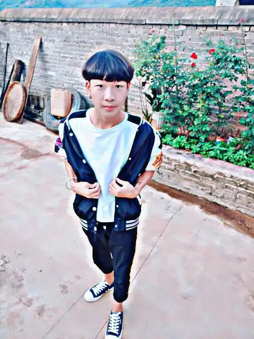 范什么三(刘大美g)(o712094316) @顾喆(刘大美g)(o110448087)