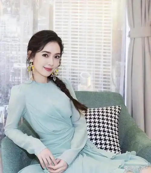 向佐郭碧婷儿子周岁宴庆贺网友说不要再上莺莺燕燕的新闻了