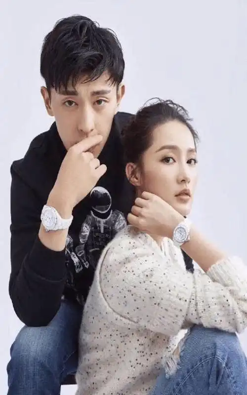 邓伦李沁合体时尚大片手机壁纸下载