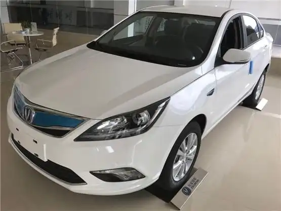 长安逸动ev300经济实惠价 轻松跑网约车