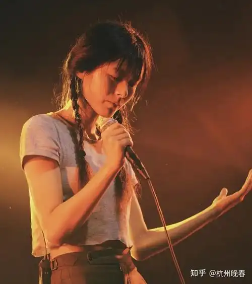 在真正脱离陈思江爱上海朋森以后