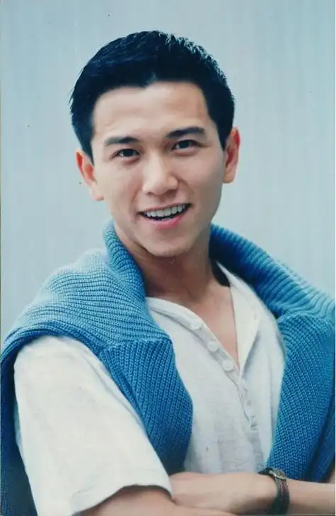 温兆伦(中国香港男演员,歌手)_尚可名片