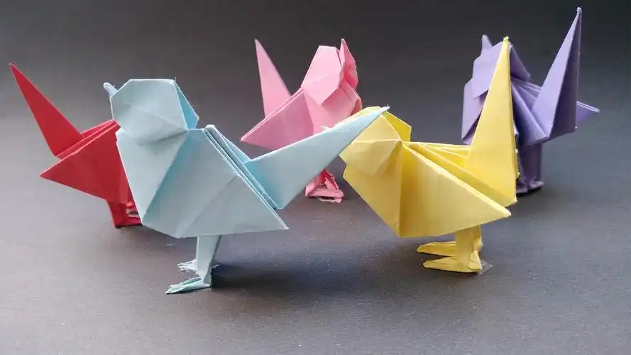 教你用一张纸折着可爱的小鸡,简单又好玩,来我们一起折纸吧#折纸#手工