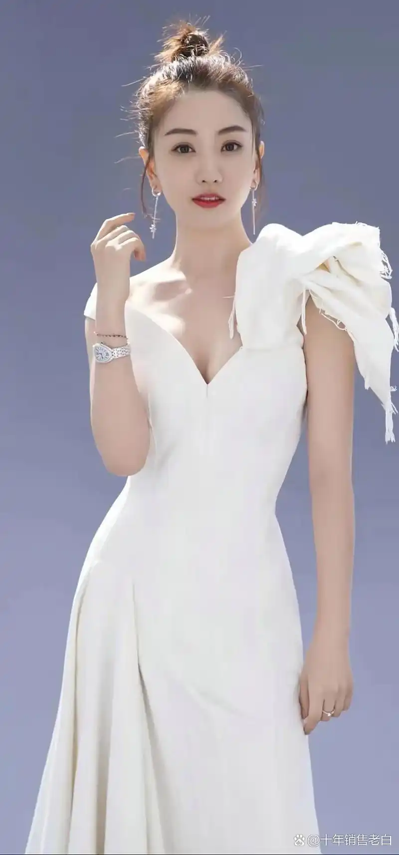 杨蓉高清美图分享,肤白貌美身材好