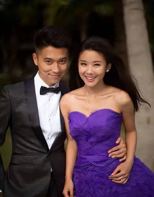 王雷和李小萌近照,她俩没有什么花边新闻,是外界眼中的模范夫妻_爱情