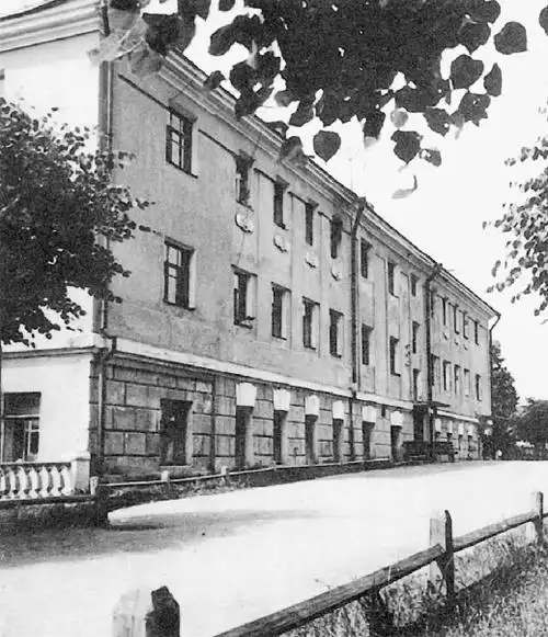 唯一在境外召开的党代会:中共六大文献研读