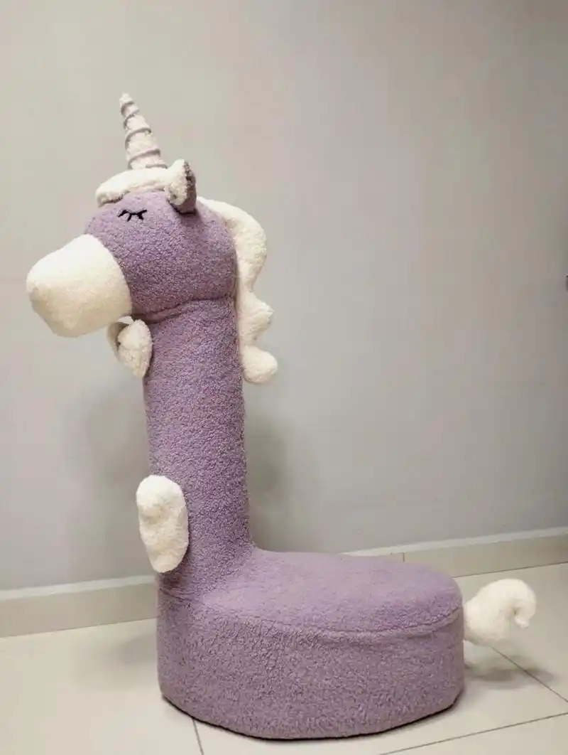 奶粉罐改造成女儿最爱的独角兽沙发 熬了好几个夜晚 一针一线为我的