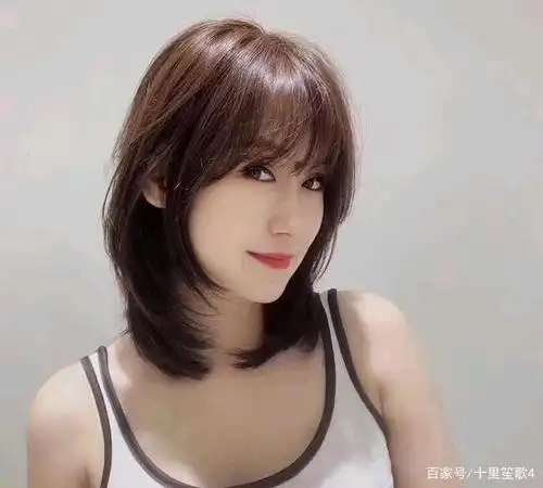 16种时尚风格"锁骨发型"让你非常美丽