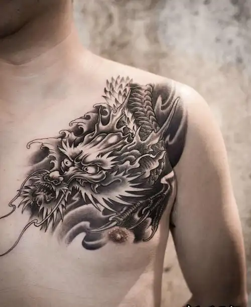 男士胸口黑白邪龙纹身图案经典个性
