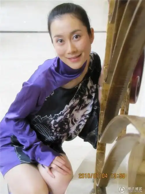 韩英扮演者温峥嵘写真