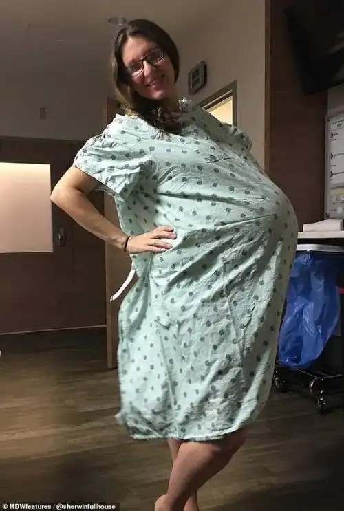 双胞胎18个月大的时候,夫妇二人决定再次注射激素促排卵,希望能够再怀