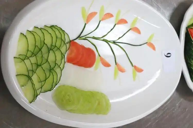 右江区职业技术学校之"冷拼与雕刻"技能大赛