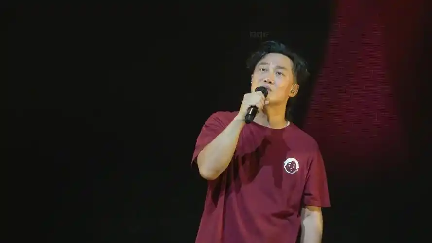 陈奕迅 世界巡迴演唱會 - 《十年》