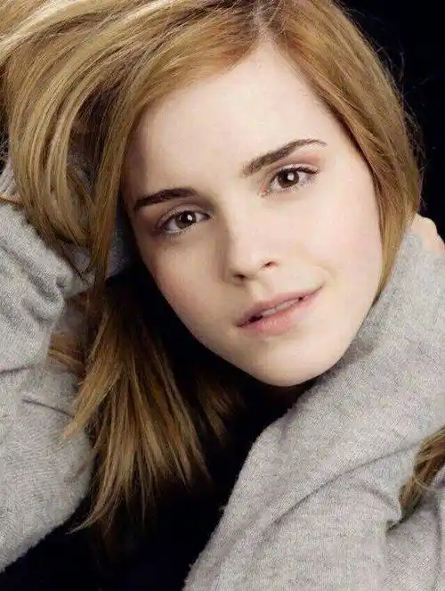 艾玛沃特森的争议很多,但她的美貌争议却很少_五官_长相_比例