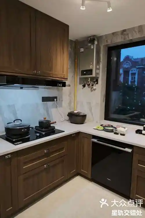 我的复古胡桃木厨房宜家橱柜落地效果