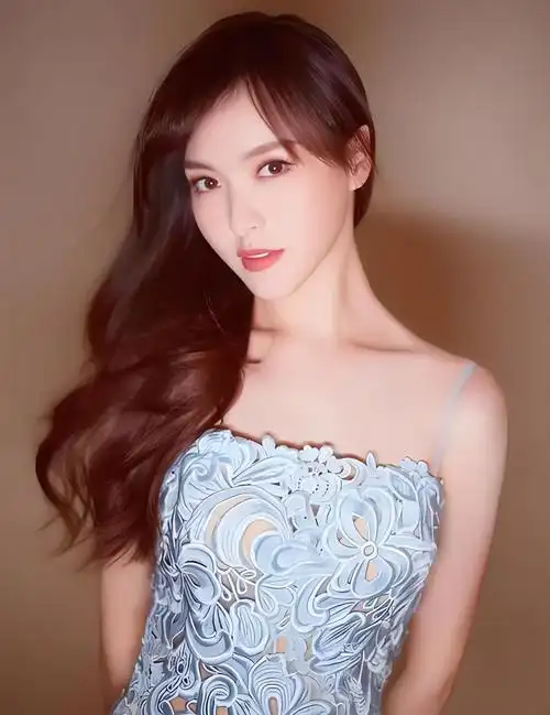 唐嫣:娱乐圈的坚定信仰者,用心诠释每一个角色的勇者 前些日子,女演员