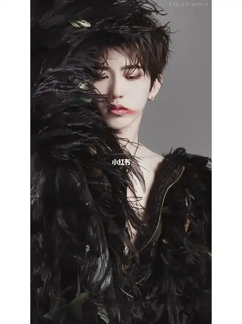 蔡徐坤黑天鹅造型联动了