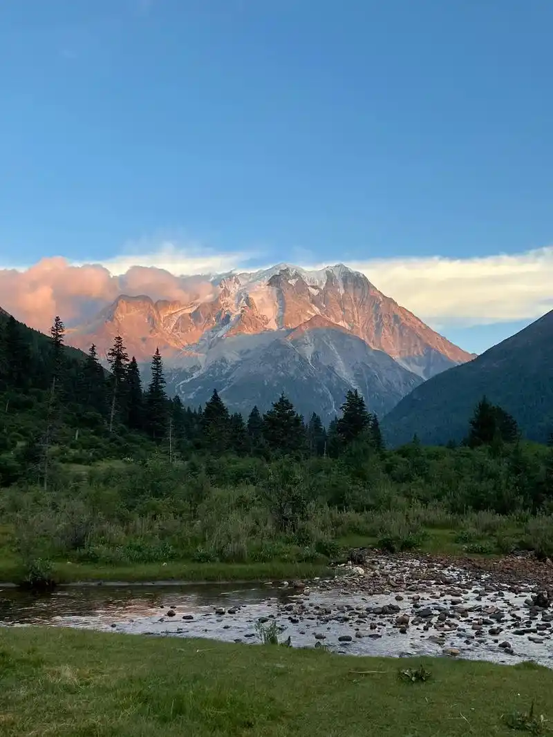 雅拉雪山旅行攻略.