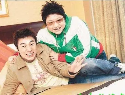 金发潮装韩红退伍后天性爆发 开新公司或与服装有关