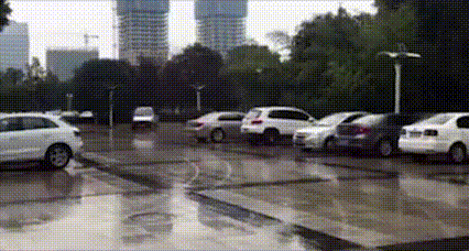 虽然你这辆evo马力很大,但是车头很重,秋名山上那么多急弯,你每次入弯