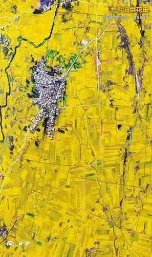 地绵万里尽春耕卫星视角下的美丽田野