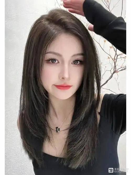 2025必剪中长发发型,蓬松饱满,高级优雅