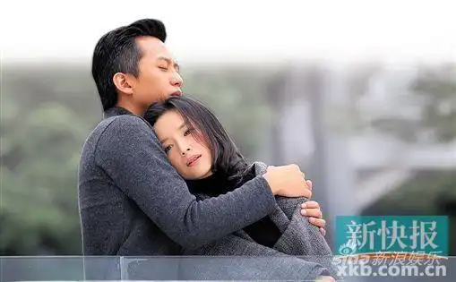 爱情即将败给现实 观众喊"董洁挺住"|董洁|邓超|相爱十年_新浪娱乐