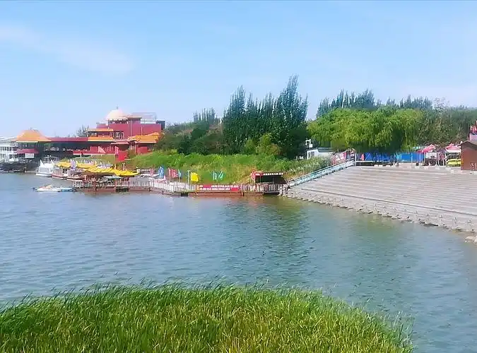 写美篇   6月19日,是我们在包头旅居的最后一天