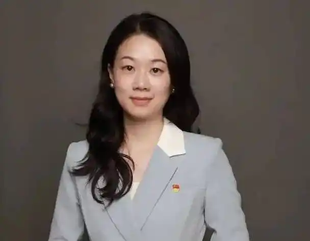 获得国赛一等奖的她,带领学生踏上"逆袭"之路_陈铭仪_阿立_阿军