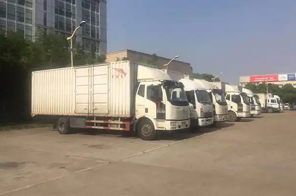 巡展供应链小型货车车队