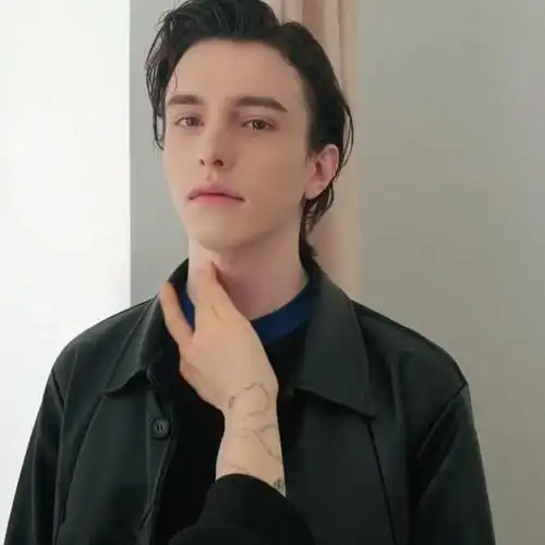 男模ericwarner_哔哩哔哩_bilibili