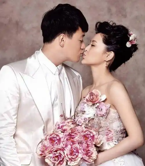 从全职太太到女强人,看关悦如何让丈夫佟大为只宠她一人_父亲_因为