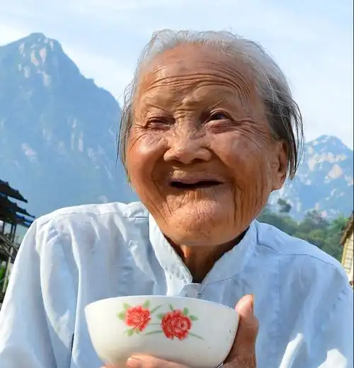 健康长寿老人照片欣赏(5)