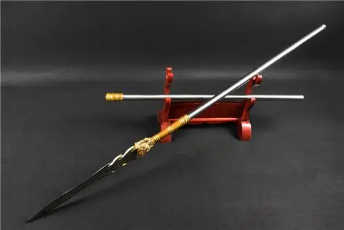 01352苍雷枪十八般兵器