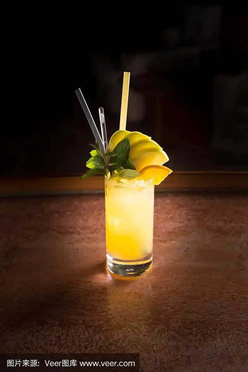 薄荷螺丝起子鸡尾酒