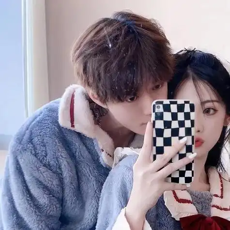 高颜值完美情侣头像图片真人 超好看的真人情侣头像