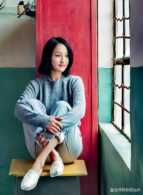 周迅,中国内地女演员,歌手