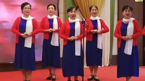 广西老年大学2017合唱b2班毕业联欢会演出专辑