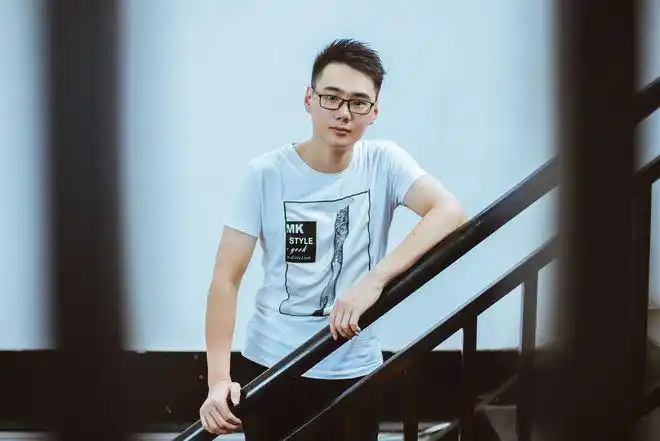 高级美容护理顾问宋佩璐我负责专业你负责坚持