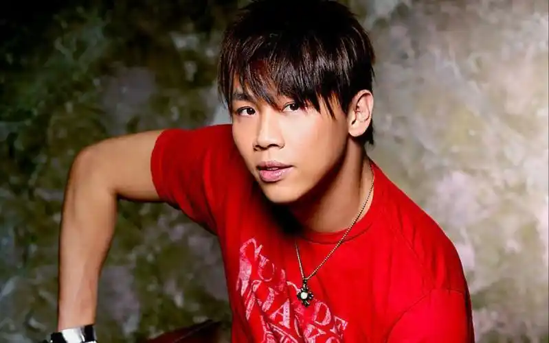 陶喆 爱我还是他 现场